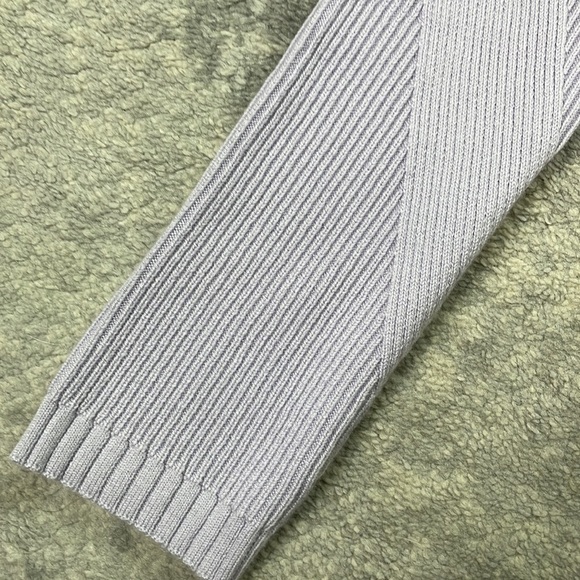 NWT Lululemon Wrap It Back Sweater Cashmere Blend Reversible Lavender Purple 8 - Picture 7 of 12